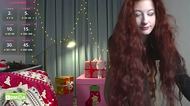 caty cuddly online show from December 2025 08:58:01 PM