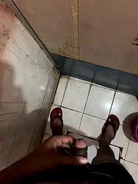 hardboydick2000 online show from November 2025 04:18:02 PM