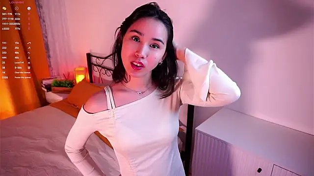 StaciaBratz online show from November 2025 07:02:01 PM