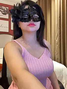 Snapshot of Queen-of-Love chatting on November 2025 12:09:02 PM Queen-of-Love online show from November 2025 12:09:02 PM