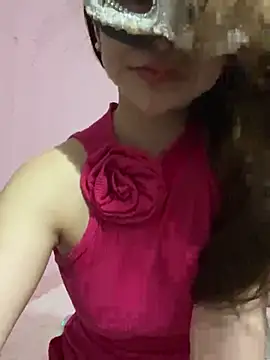 Snapshot of Queen-of-Love chatting on July 2026 07:28:02 AM Queen-of-Love online show from July 2026 07:28:02 AM
