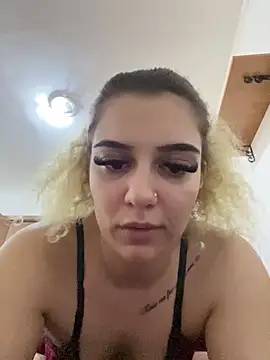 Snapshot of CrazyJessika chatting on April 2026 10:47:02 AM CrazyJessika online show from April 2026 10:47:02 AM