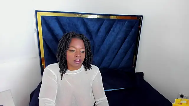 LunaDIaz  online show from January 2026 11:45:02 AM