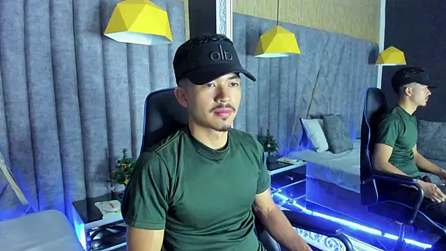 NicolaiKarav online show from December 2025 12:43:01 PM