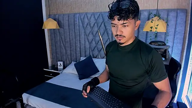 NicolaiKarav online show from April 2026 12:10:01 PM