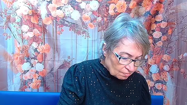 OlgaLuck online show from November 2025 06:27:01 AM