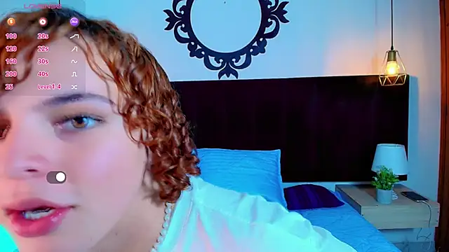 Snapshot of Skyee_angel chatting on May 2026 07:41:01 PM Skyee angel online show from May 2026 07:41:01 PM