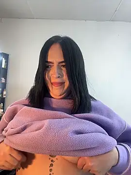 emily acorn online show from November 2025 03:42:02 AM