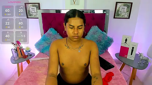 Samantha  F W online show from November 2025 03:36:01 PM