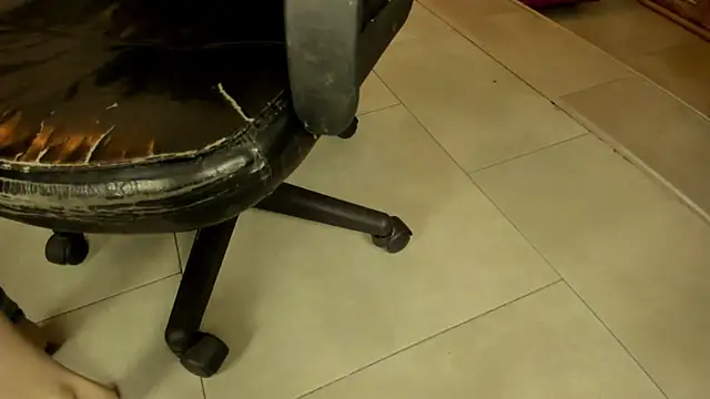 Mysterius Woman online show from April 2026 11:00:01 AM