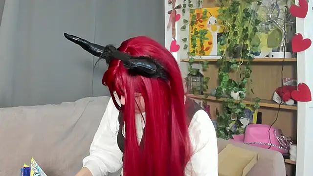 ShanaHearns online show from November 2025 08:28:01 AM