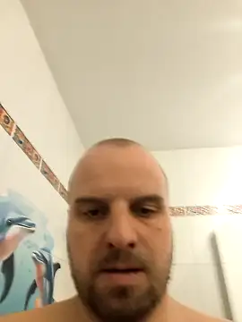 Phoenix2310 online show from January 2026 06:17:01 AM