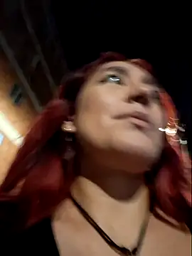 Eveeelyn25 online show from November 2025 02:43:02 AM