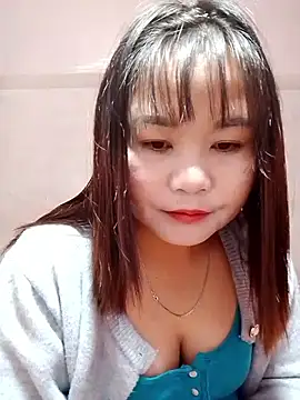 One-two22 online show from December 2025 12:45:01 PM