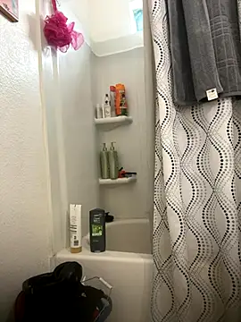 Snapshot of MTheRealrDLlongCrippler chatting on November 2025 03:45:01 PM MTheRealrDLlongCrippler online show from November 2025 03:45:01 PM