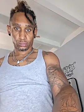 Snapshot of MTheRealrDLlongCrippler chatting on March 2026 05:35:01 AM MTheRealrDLlongCrippler online show from March 2026 05:35:01 AM