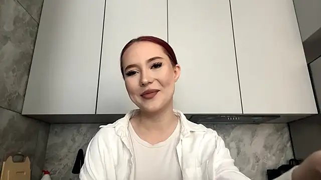 DaphineMckoy online show from November 2025 10:15:01 AM