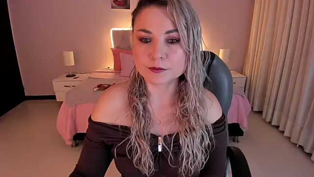 Violeta Hotter online show from January 2026 11:01:02 AM