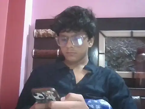 maskedman699 online show from November 2025 05:53:02 AM