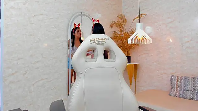 Mai Bigboobs online show from December 2025 11:48:01 AM