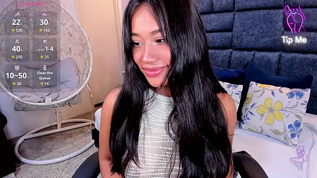 Snapshot of thalia_nichols chatting on May 2026 07:34:02 PM thalia nichols online show from May 2026 07:34:02 PM