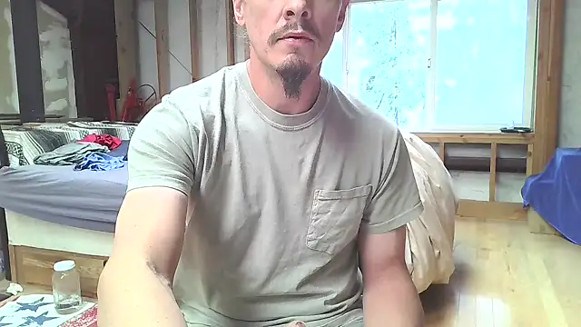 Ruggeddude8 online show from April 2026 09:20:02 PM