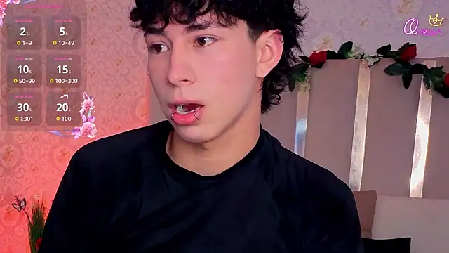 Snapshot of kaelwolf_tay chatting on February 2026 07:00:02 PM kaelwolf tay online show from February 2026 07:00:02 PM