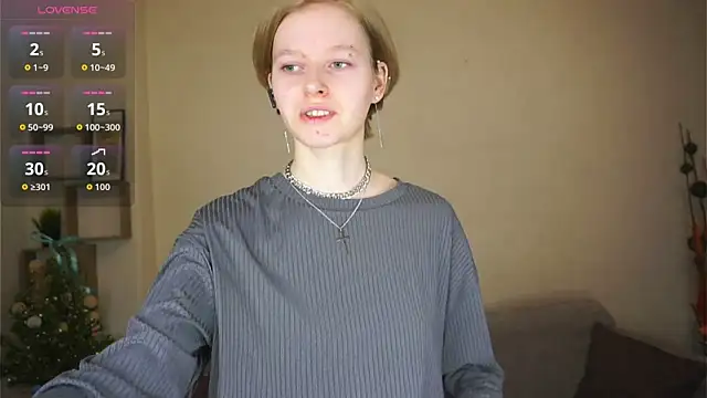 ToyaPletz online show from April 2026 05:21:02 PM