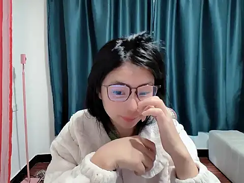 Snapshot of Mimiya-833 chatting on December 2025 06:18:01 AM Mimiya-833 online show from December 2025 06:18:01 AM