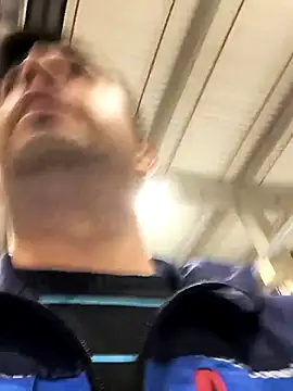 Alexutz21 online show from April 2026 05:32:01 PM