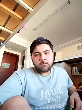 Snapshot of Koma001 chatting on February 2026 03:14:02 AM Koma001 online show from February 2026 03:14:02 AM