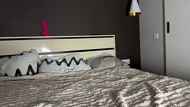 stellaqt online show from December 2025 03:49:02 PM