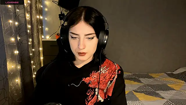 Meowluly online show from January 2026 10:57:02 PM