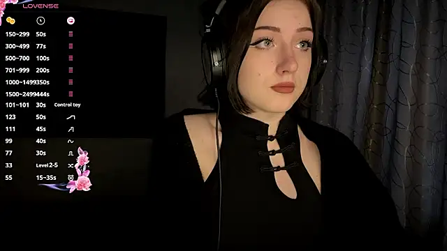 Meowluly online show from March 2026 10:03:01 PM