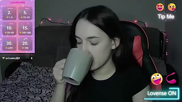 Star Kate online show from November 2025 10:01:01 PM