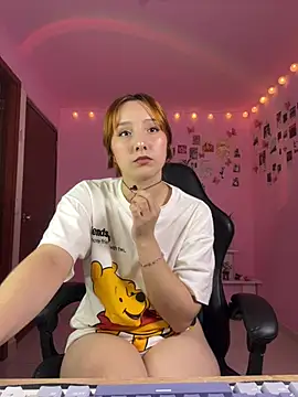 Davne  online show from April 2026 10:45:02 PM