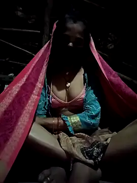 Snapshot of Uma_sain chatting on November 2025 08:34:02 PM Uma sain online show from November 2025 08:34:02 PM