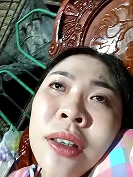 Snapshot of Lin-kute98 chatting on April 2026 01:41:02 PM Lin-kute98 online show from April 2026 01:41:02 PM