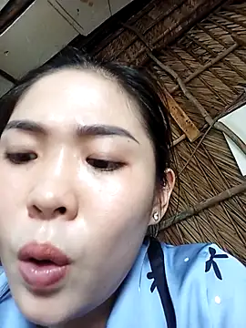 Snapshot of Lin-kute98 chatting on May 2026 02:28:01 AM Lin-kute98 online show from May 2026 02:28:01 AM