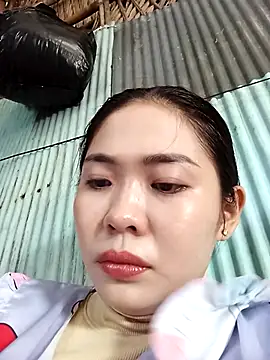 Snapshot of Lin-kute98 chatting on May 2026 02:06:02 AM Lin-kute98 online show from May 2026 02:06:02 AM