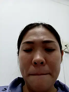 Snapshot of Lin-kute98 chatting on May 2026 10:00:01 AM Lin-kute98 online show from May 2026 10:00:01 AM