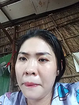 Snapshot of Lin-kute98 chatting on May 2026 06:10:02 AM Lin-kute98 online show from May 2026 06:10:02 AM