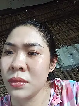 Snapshot of Lin-kute98 chatting on May 2026 03:04:02 AM Lin-kute98 online show from May 2026 03:04:02 AM