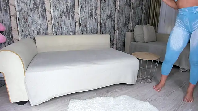 Snapshot of SexyElisabeth chatting on November 2025 06:16:02 AM SexyElisabeth online show from November 2025 06:16:02 AM