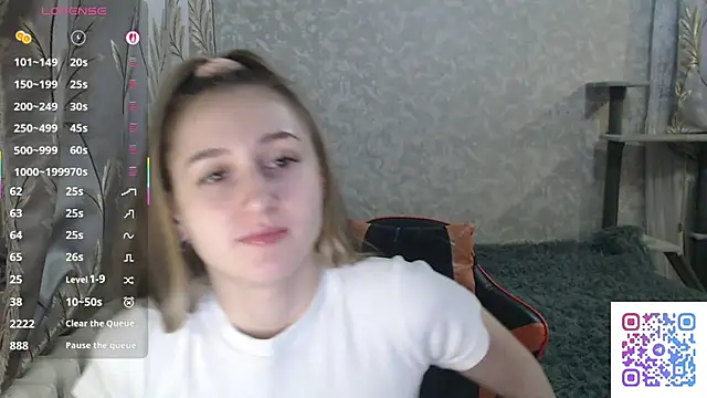 Ave Costly online show from January 2026 04:23:02 PM