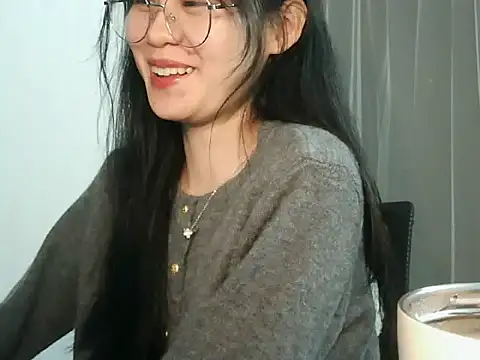 Snapshot of Nunaa18 chatting on February 2026 12:52:01 PM Nunaa18 online show from February 2026 12:52:01 PM