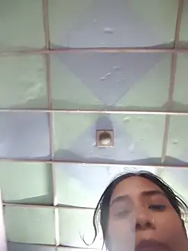 aarti03fb online show from April 2026 09:04:02 PM