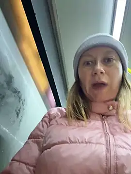 Brooke lover online show from April 2026 06:53:02 PM