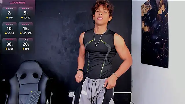 LiamVibes212 online show from February 2026 01:32:02 PM