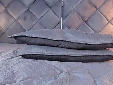 honey-lizzy online show from November 2025 02:20:02 PM